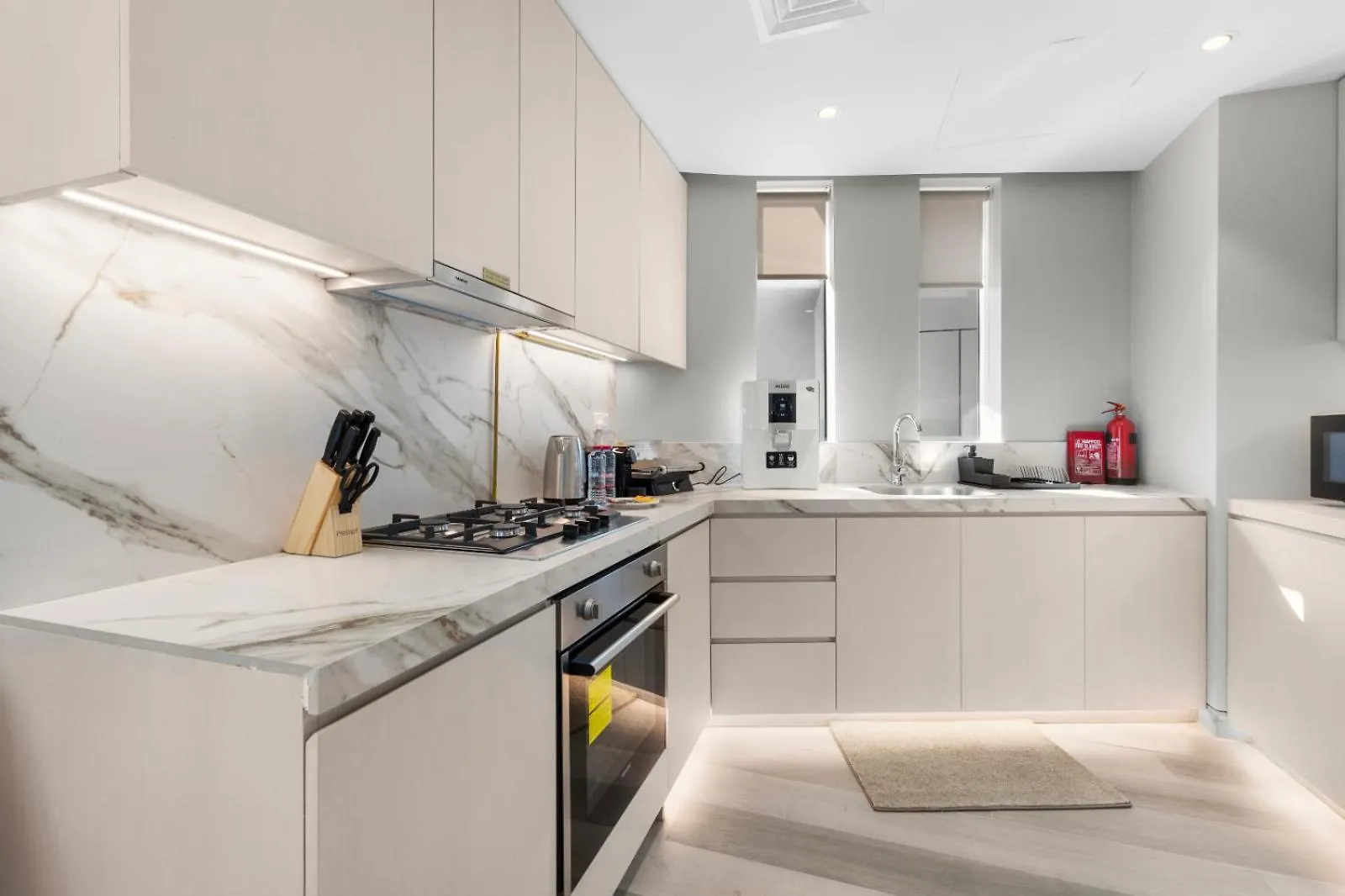 Luxury Living In Dubai Marina - 1Br Extra Large Apartment