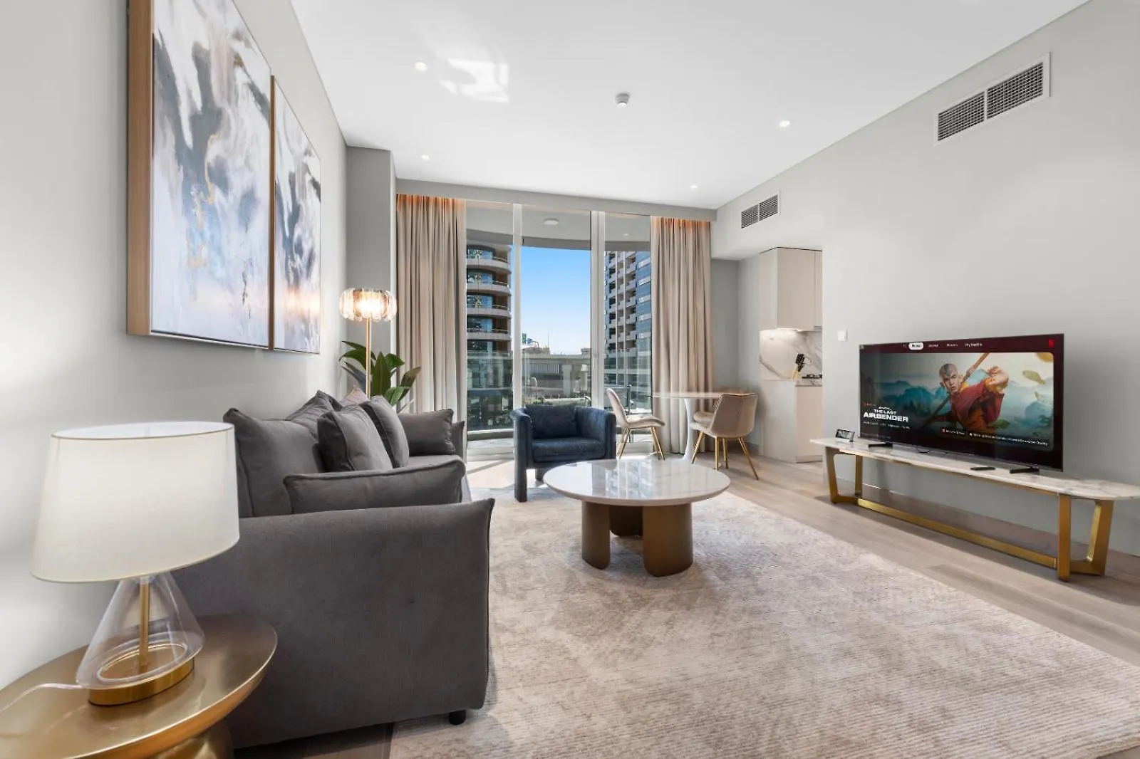 Luxury Living In Dubai Marina - 1Br Extra Large Apartment 0*,