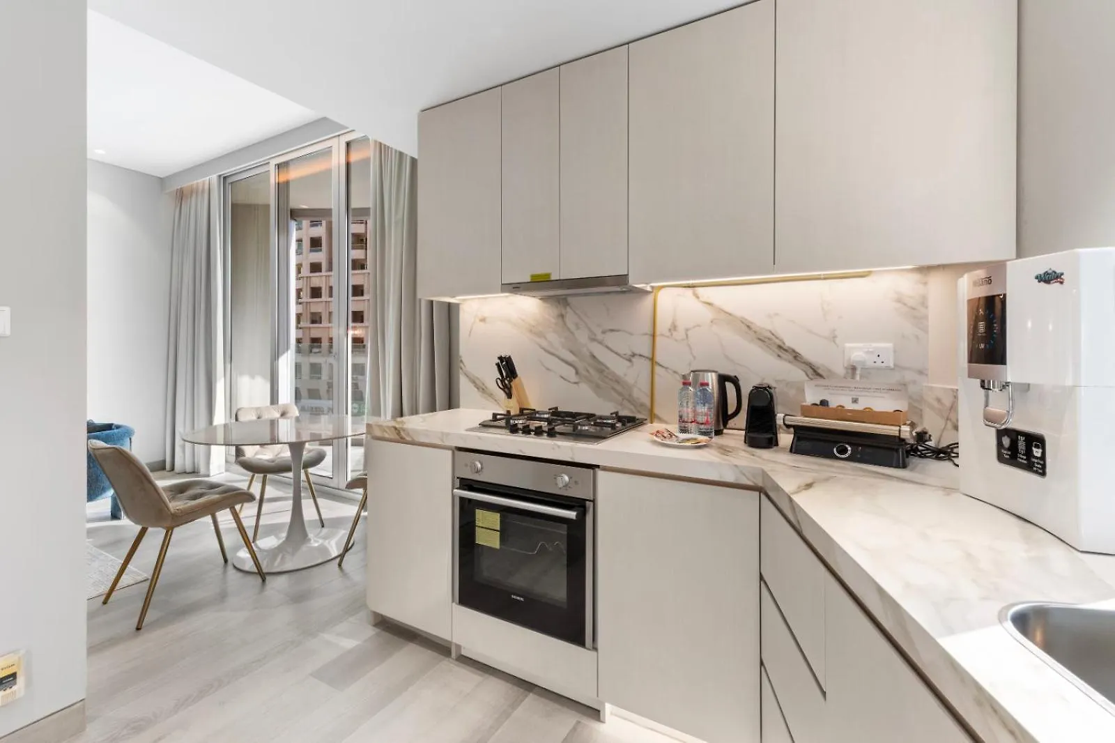 Ferienwohnung Luxury Living In Dubai Marina - 1Br Extra Large